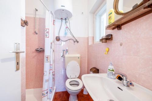 Ένα μπάνιο στο Holiday Home Andrea