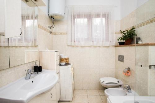 Ένα μπάνιο στο Zeleni kuk