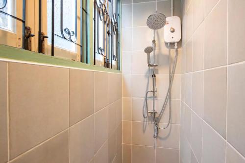 Un baño de Home & Hashery Boutique House
