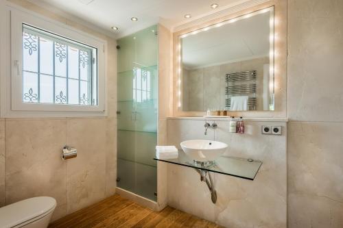 The Residence by the Beach House Marbella photo 27