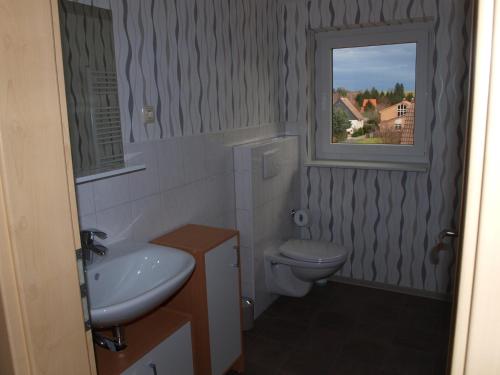 Ένα μπάνιο στο Ferienhaus Natzel