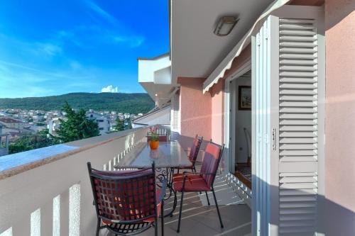 Gallery image of Senada Apartments in Selce