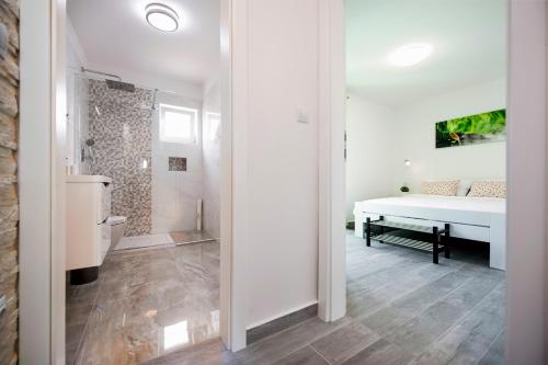 Koupelna v ubytování Apartment and Studio Tereza