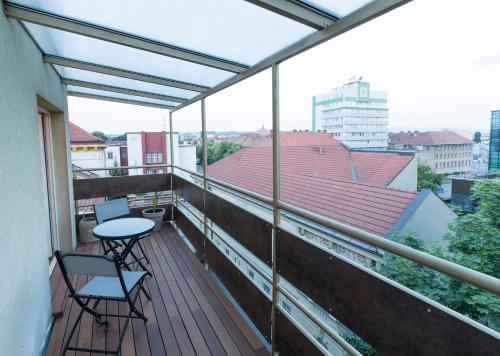 Balkoni atau teres di Rooftop apartment II.