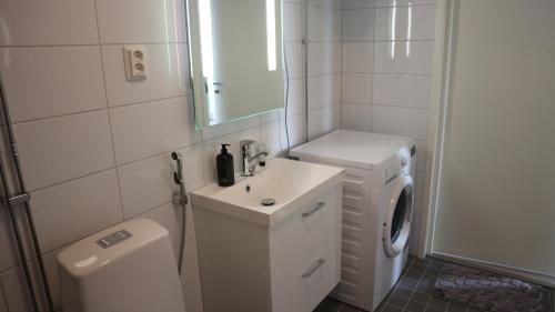 Kylpyhuone majoituspaikassa Pro Apartments 1