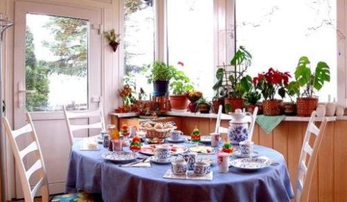 Galeriebild der Unterkunft Lakeside Bed and Breakfast Berlin - Pension Am See in Falkensee