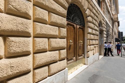 ROMAC Villa Borghese with 3 bedrooms near Via Veneto