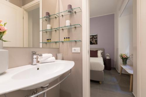 ROMAC Villa Borghese with 3 bedrooms near Via Veneto
