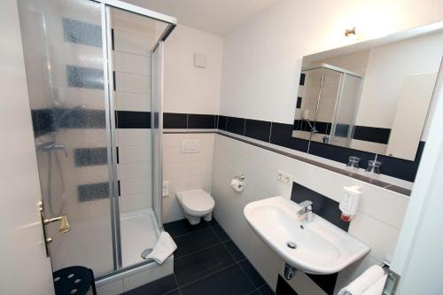 Galeriebild der Unterkunft Hotel Restaurant Engel in Pfaffenweiler