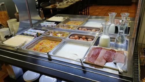 Jídlo v hotelu nebo okolí