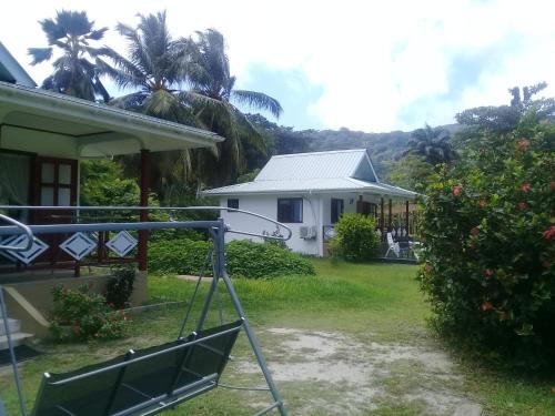 Jardí fora de Agnes Cottage