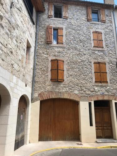 Το κτήριο όπου στεγάζεται  το bed & breakfast