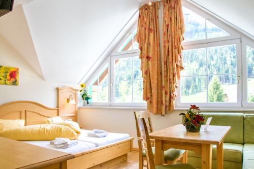 Postel nebo postele na pokoji v ubytování Hotel Gell