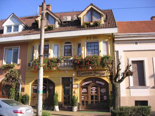 Budova, v ktorej sa penzión nachádza