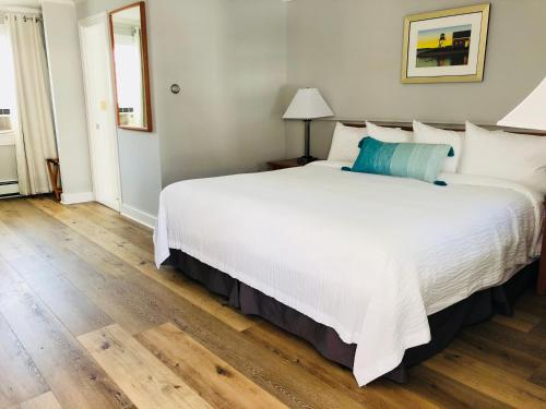 Φωτογραφία από το άλμπουμ του Hyannis Inn σε Hyannis