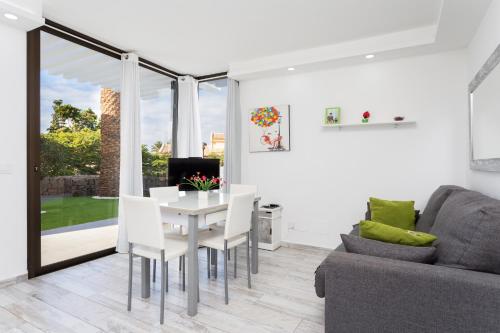 241 Quiet Bungalow with terrace