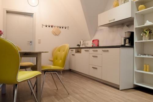 Köök või kööginurk majutusasutuses Altstadt-Apartment