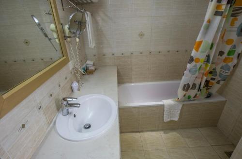 Ένα μπάνιο στο Ascott The Residence - Baridhara, Dhaka