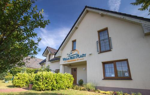 Villa Przy Plazy w Trzesaczu