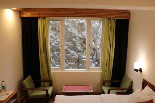 Gallery image of The Three Oaks Boutique Hotel in Mussoorie