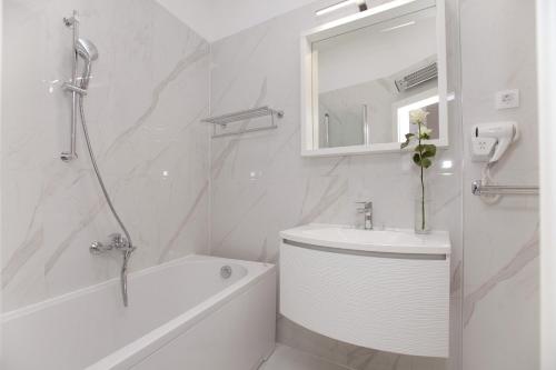 Koupelna v ubytování Hotel Bellevue Trogir