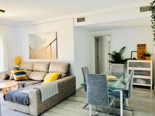 Luxury Apartment Bajondillo Beachfront