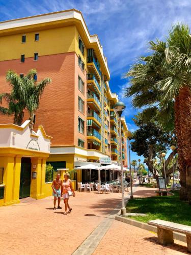 Luxury Apartment Bajondillo Beachfront