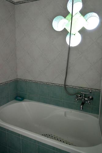 Ένα μπάνιο στο Residence Eden