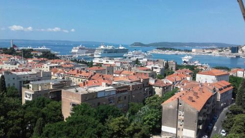 Sweet apartment with beautifull view