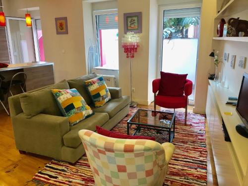 Sweet Apartment with Terrace in Central