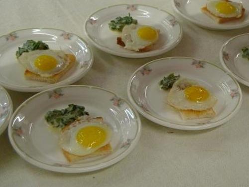 Jídlo v hotelu nebo okolí