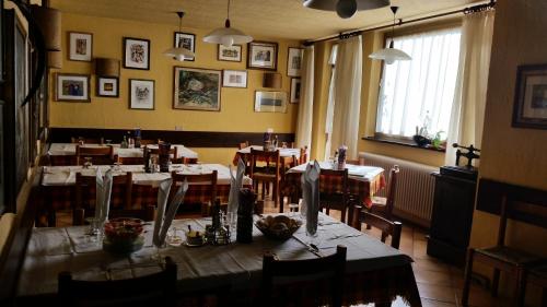 Restaurace v ubytování Hotel Tomei