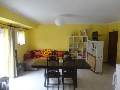 Η κουζίνα ή μικρή κουζίνα στο Apartamento KumiKata