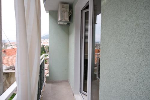 Balkoni atau teres di Apartmani Diki