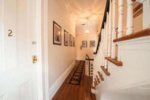 Gambar di galeri bagi HOSTEL Auberge NOLA di New Orleans