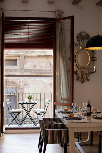 CASA FLORIT - Suite en el Caso Antiguo - Alojamiento Exclusivo