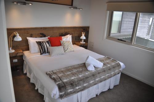 White Crystal Apartments – Photos 3