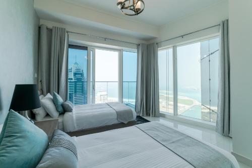 Gallery image of Icon Casa Living - Partial Sea View Apartment in Damac Heights in Dubai