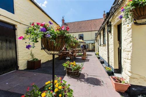 Gallery image of The Swan in Thornbury