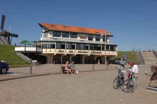 Hostia v ubytovaní Hotel Havenzicht Texel