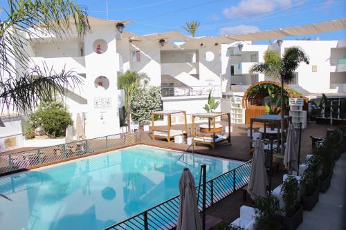 Apartamentos Bora Bora - Adults Only, Playa den Bossa ...