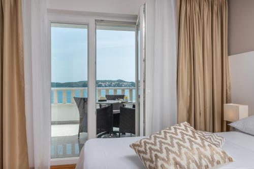 Ένα ή περισσότερα κρεβάτια σε δωμάτιο στο Villa Ana Trogir