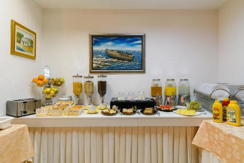 Jídlo v bed and breakfast nebo okolí