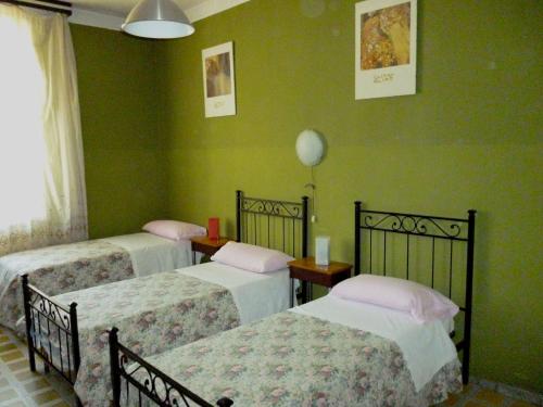 Hotel Giamaica for Girls & Ladies Only