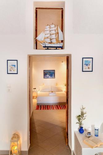 Katil atau katil-katil dalam bilik di Annio Santorini
