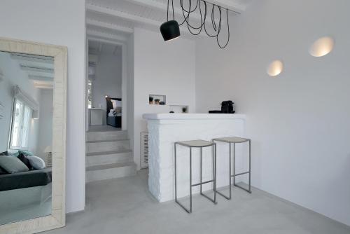 Gambar di galeri bagi Ostraco Suites di Mýkonos City