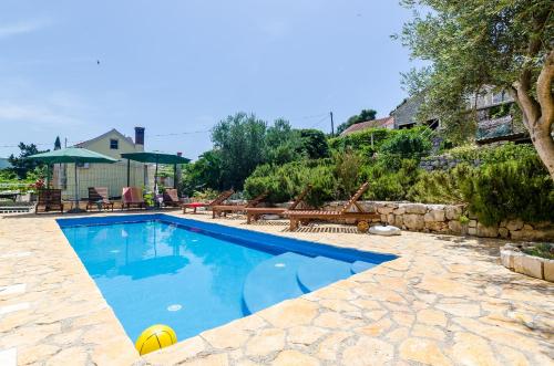 Πισίνα στο ή κοντά στο Apartment Maurora