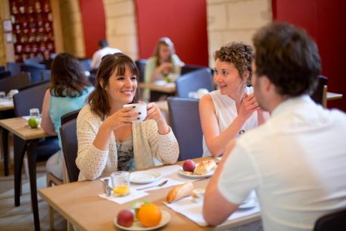 Khách lưu trú tại Les Chambres de l'Abbaye