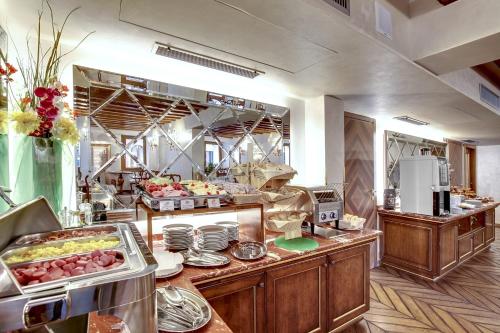 Hotel Casanova Image