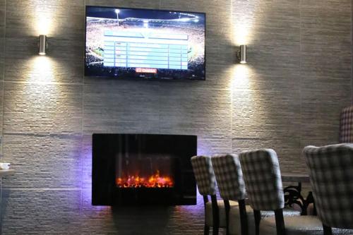 TV a/nebo společenská místnost v ubytování Station Hotel Stonehaven